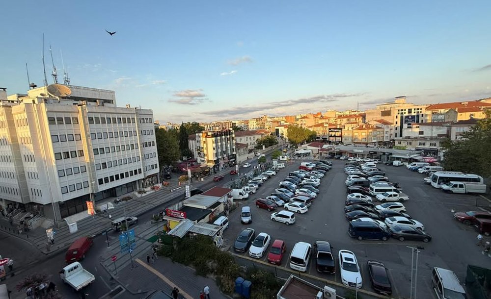 Otoparklardaki Yoğunluk Nedeniyle Yer Bulunmuyor 