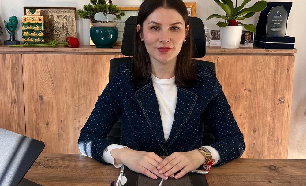 Özel İdare İlkokulu Da Yikiliyor