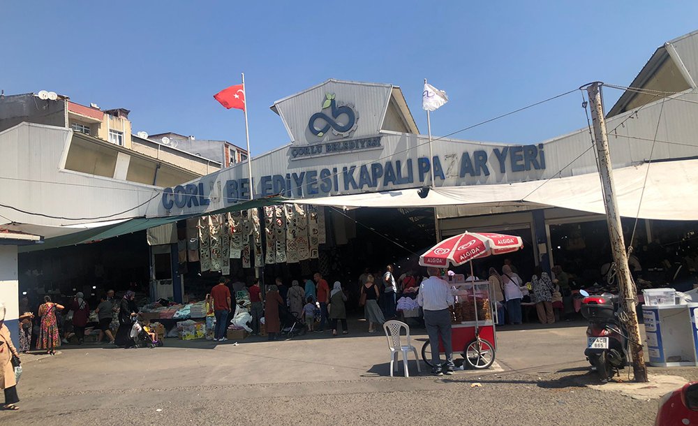 Pazar Yeri İlgi Bekliyor 