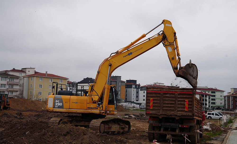 Pazartesi Pazarı İçin Çalışmalar Başladı 