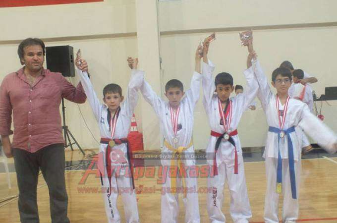 Çorlu'da Taekwondo Şampiyonası