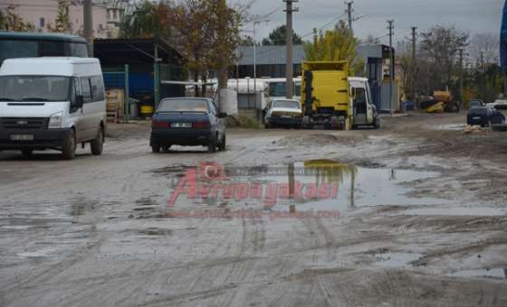 Yeni Sanayi Sitesi'nin Ara Sokakları Asfaltlandı