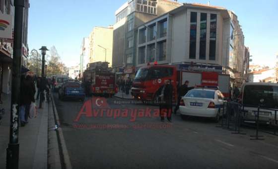 Cumhuriyet Meydanında Yangın Paniği