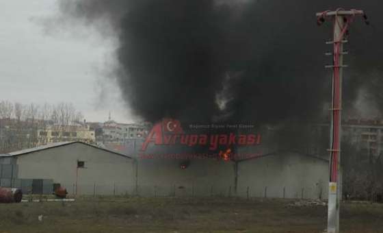 Geri Dönüşüm Fabrikasında Yangın