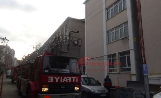  İntihar Girişiminde Bulunan Şahsı Polis Engelledi
