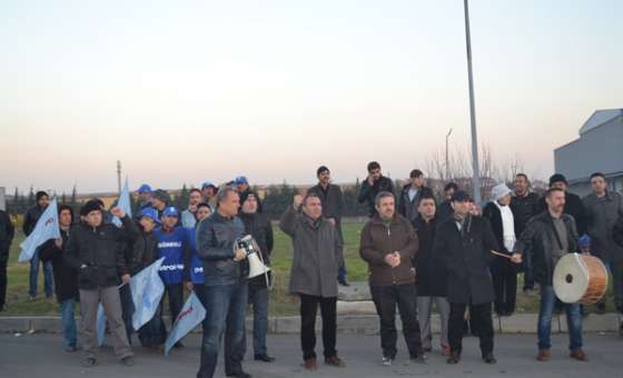 Petrol-İş Trakya Şube Başkanı Düşova: “Sendikalaşmamış Işyeri Bırakmayacağız”