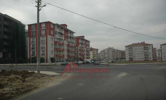 Yol Ortasında Kalan Elektrik Direği Kaldırıldı