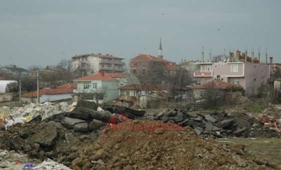 Dere Yatağı Hafriyat Alanı Oldu