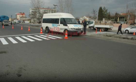 Yaya Geçitleri Boyanıyor