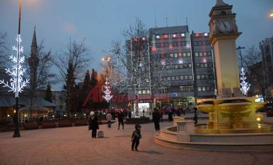 Yeni Yıla Saatler Kala