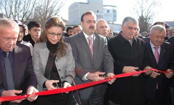 Ak Parti Ergene`de Hayır Çarşısı Açtı