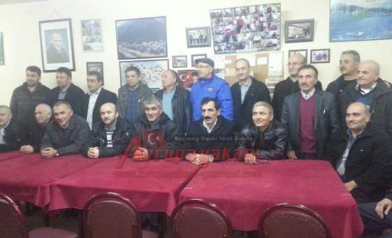 Trakya Giresunlular Derneği'nde Başkan Yeniden Yaşar Karadağ