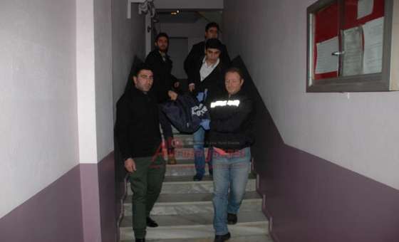 Yalnız Yaşayan Kadın Evinde Ölü Bulundu