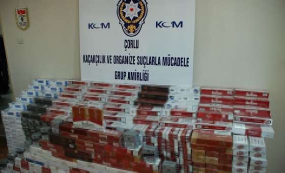 Çorlu Polisi Bin 400 Paket Kaçak Sigara Ele Geçirdi