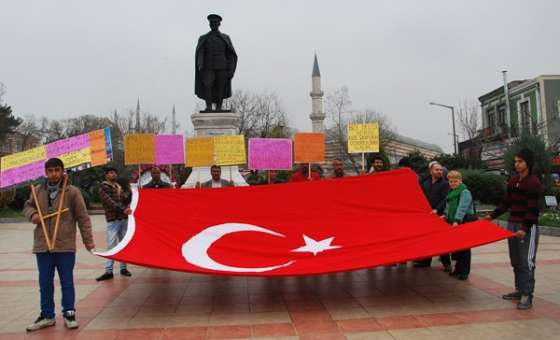 Roman Vatandaşlar, Siyasileri Atatürk'e Şikayet Etti 