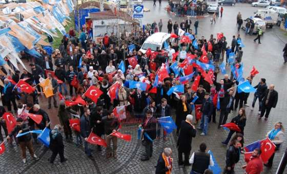 Ak Parti Marmara Ereğlisi`nde Seçim Bürosu Açtı