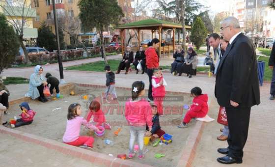 Başkan Baysan Semt Pazarında Esnaf Ve Vatandaşlarla Buluştu