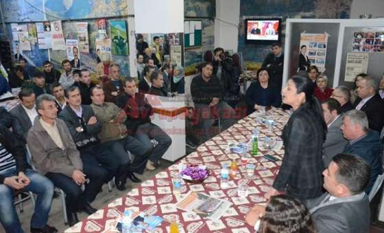 Özlem Yemişçi Malkaralılar Derneği'nde