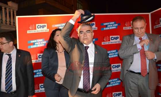 Baysan'a Demirel Şapkası