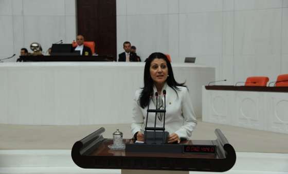 Özlem Yemişçi`ye Yeniden Meclis Yolu Gözüktü