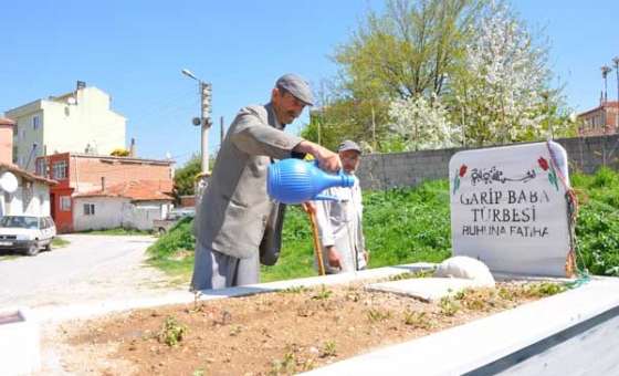 Ailece Türbe Nöbeti