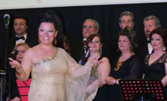 Çorlu Halk Eğitim Merkezi Korosu'ndan Büyüleyici Konser