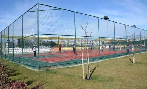 Güneşi Görenler Cumhuriyet Parkı'na Koştu