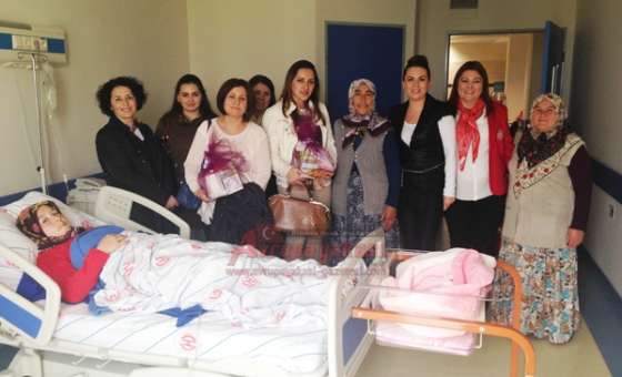 Kasaid'ten Anneler Gününde Çok Özel Ziyaret