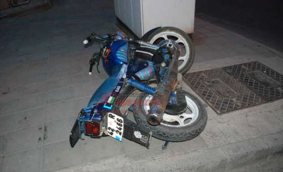 Motosiklet Ile Otomobil Çarpıştı: 1 Yaralı