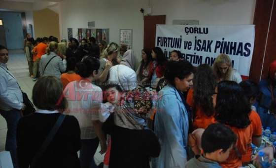 Furtuni Ve İsak Pinhas İlkokulu`ndan Kermes Ve Sergi