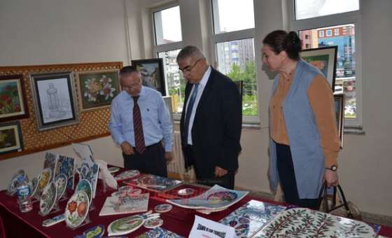 Çorlu Halk Eğitimi Merkezi`nden Sergi