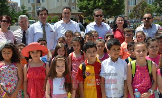 Çorlu'da 40 Bin 871 Öğrenci Karne Aldı