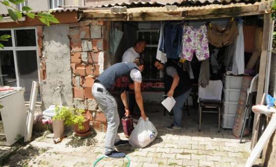 Çorlu Belediyesi`nden 5 Bin Aileye Erzak Yardımı