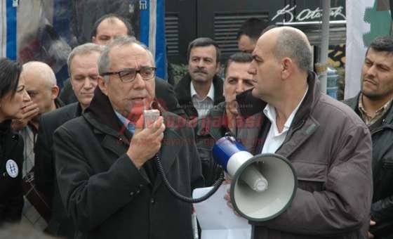 Sanatçılar Girişimi Grevdeki İşçiler İçin Çorlu`ya Geldi
