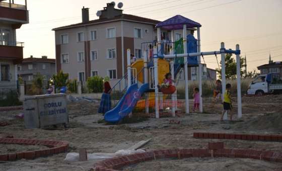 Çorlu Belediyesi'nden Yeni Çocuk Parkı