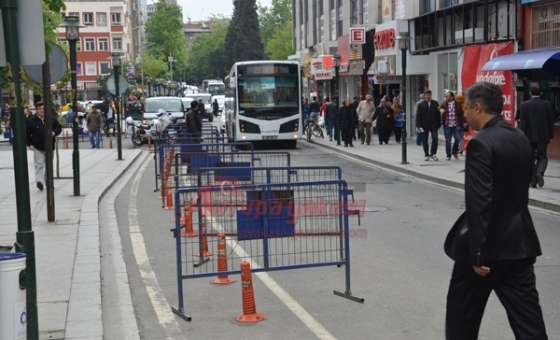 Barikatlar Ne Zaman Kaldırılacak?