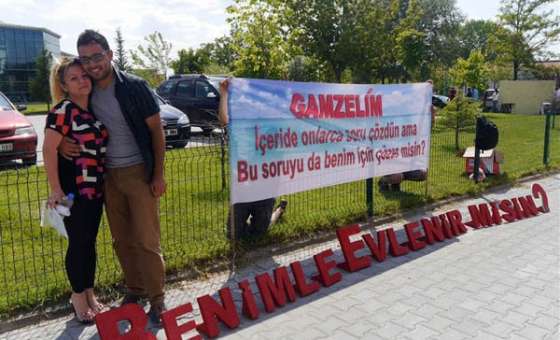 Kpss Sınavı Sonrası Öğretmenden Sürpriz Evlenme Teklifi