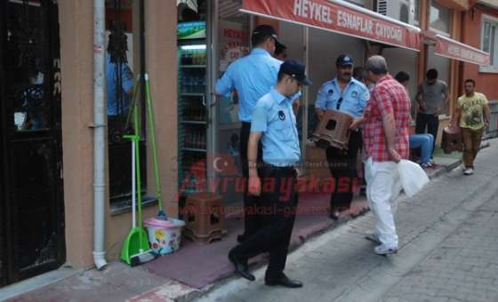 Çorlu Zabıtası Kaldırım İşgallerine Göz Açtırmıyor