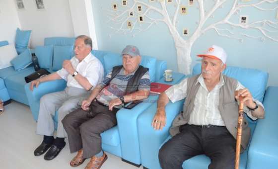 Yaşlılara Huzurlu Ziyaret