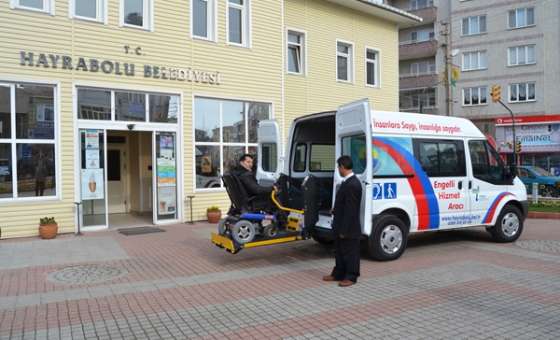 Hayrabolu Belediyesinden 'engelli Taksi' Projesi