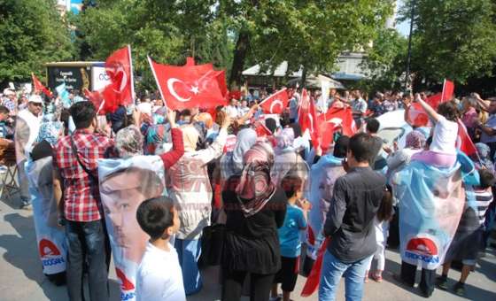 Ak Parti'den Sevgi Yürüyüşü