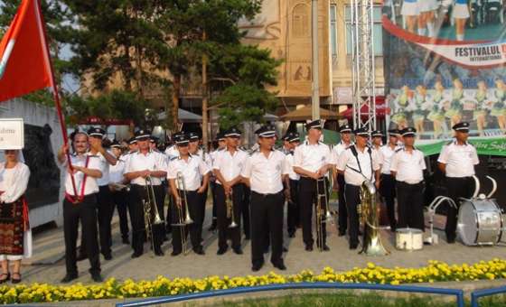 Edirne Belediye Bandosu Galati'de Boy Gösterdi