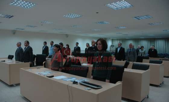 Şubat Meclisi Pazartesi`ye Kaldı