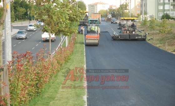 Bülent Ecevit Bulvarı`nda 2. Etap Asfaltlamaya Geçildi