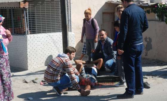 2 Motosiklet Çarpıştı 2 Yaralı