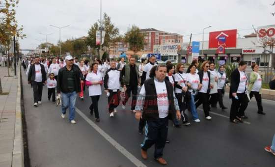 Çorlu'da Sağlıklı Yaşam Yürüyüşü Düzenlendi