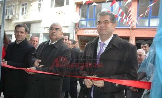 Zehra Sultan Sofrası Açıldı