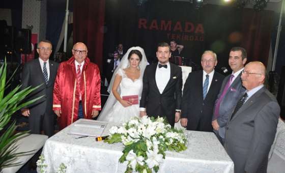 Başkan Albayrak Nikah Şahidi Oldu