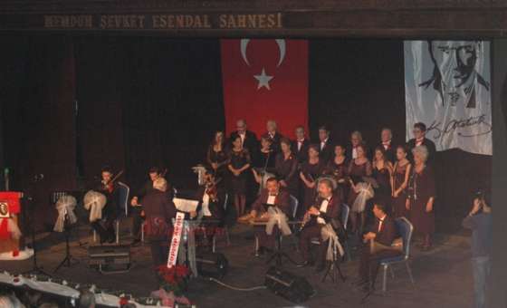 Çorlu Belediyesi Türk Sanat Müziği Korosundan Atatürk'ün Sevdiği Şarkılar Konseri
