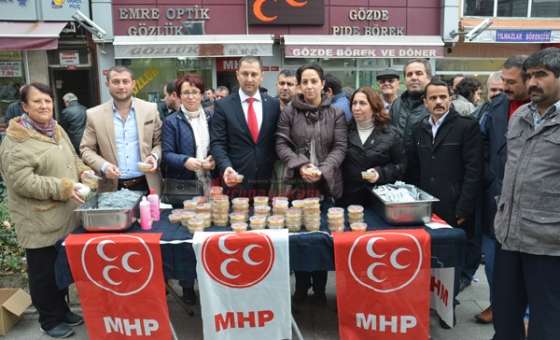 Mhp Aşure Dağıttı